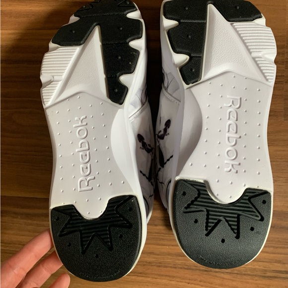 Reebok Furylite Graphic Sneakers - Picture 4 of 4
